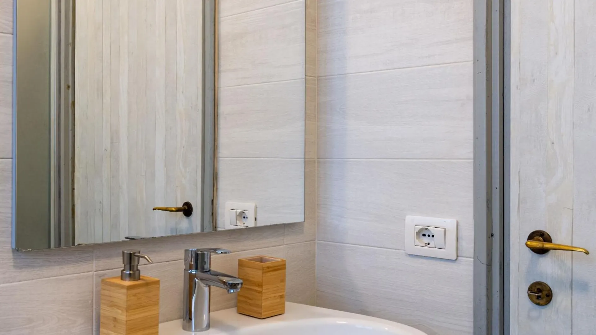 Apartment La Dimora Di Keplero By Interhome Милан Италия
